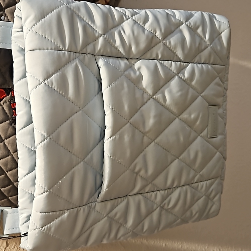 Vera bradley ultralight hipster